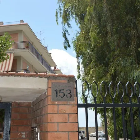 Ica House Кастелламмаре-ди-Стабия